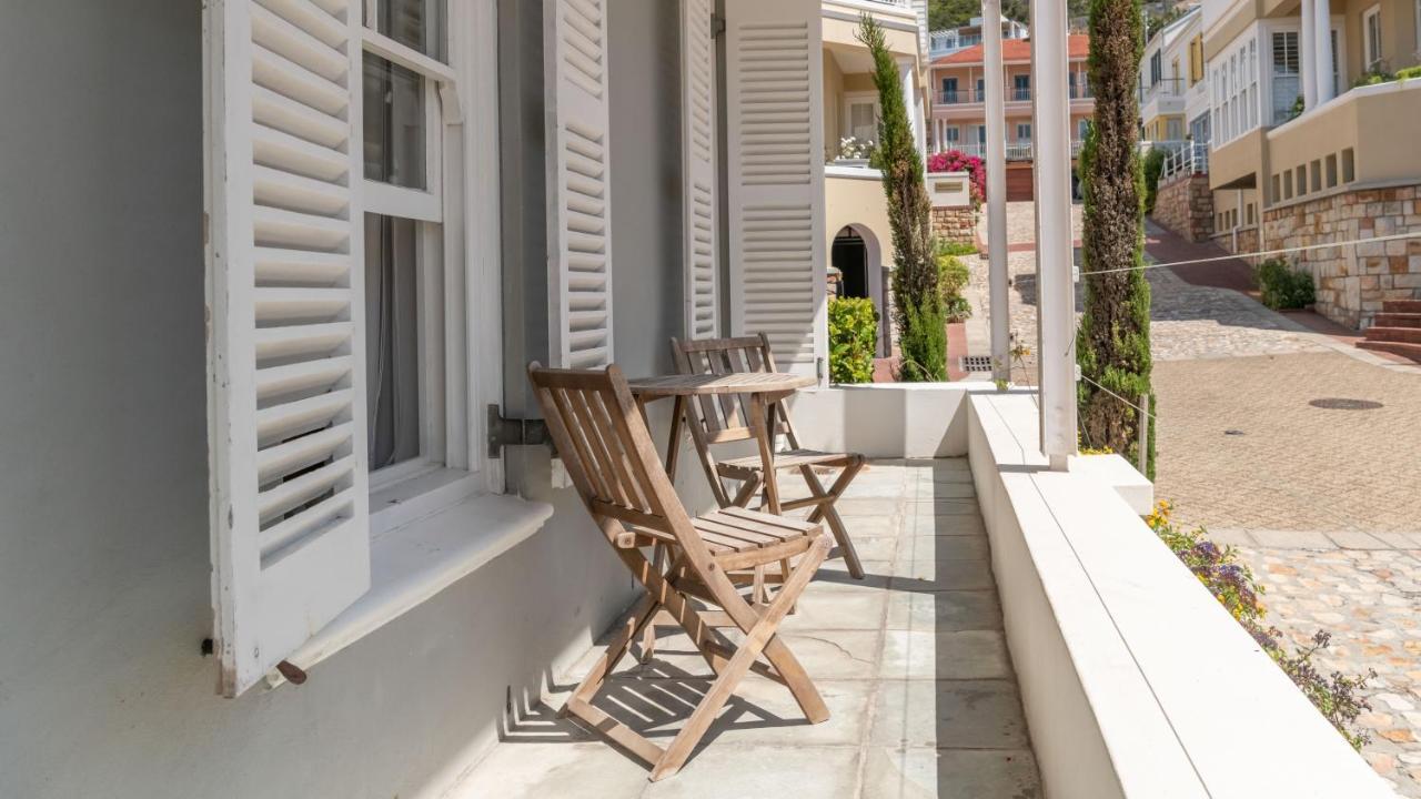 The Majestic Apartments Kalk Bay Exterior photo